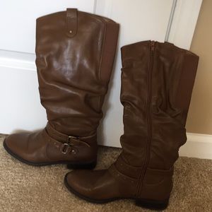 Boots in excellent condition